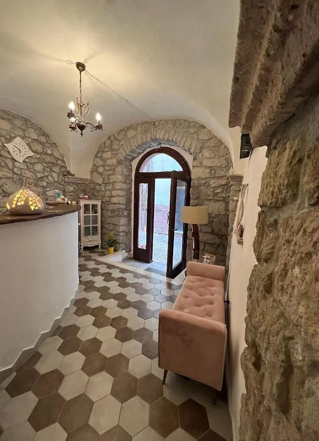 Regnos Altos Boutique Rooms Боса