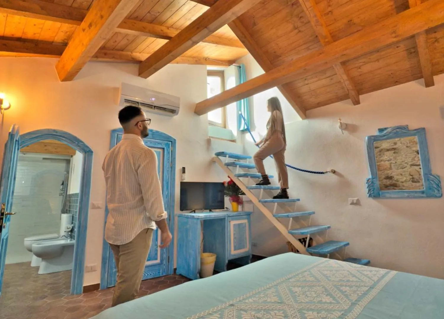ラブホテル Regnos Altos Boutique Rooms ボーザ