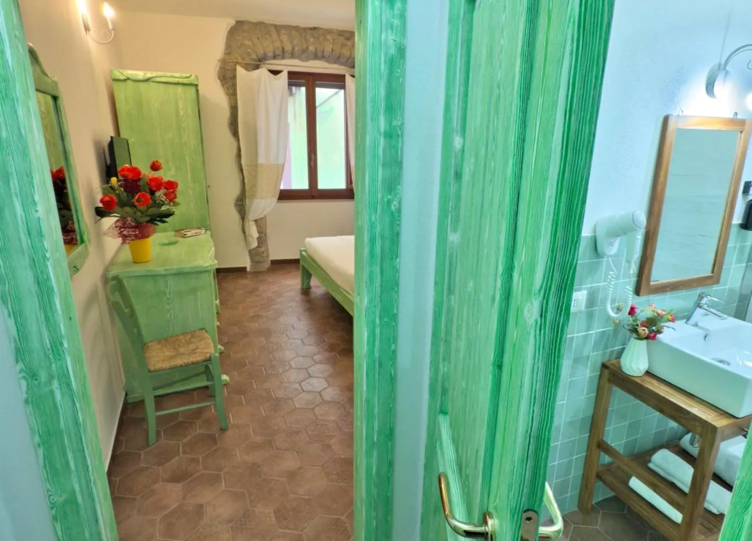 Regnos Altos Boutique Rooms ボーザ ラブホテル