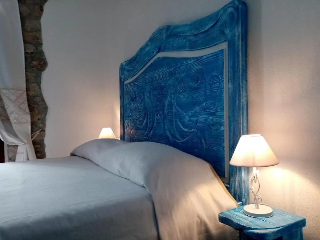 Liebeshotel Regnos Altos Boutique Rooms Bosa