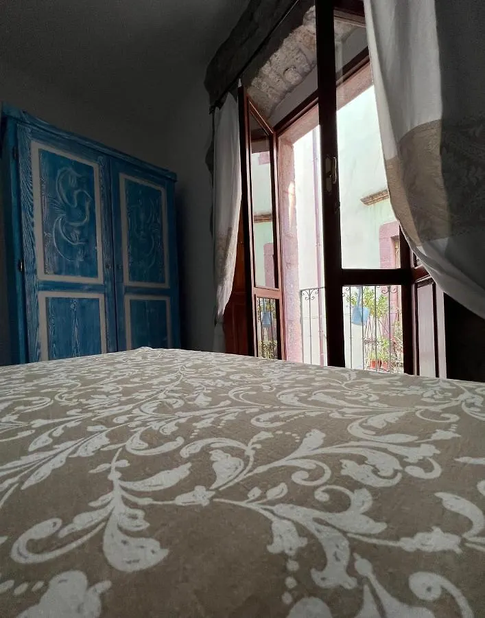 Liebeshotel Regnos Altos Boutique Rooms Bosa Italien